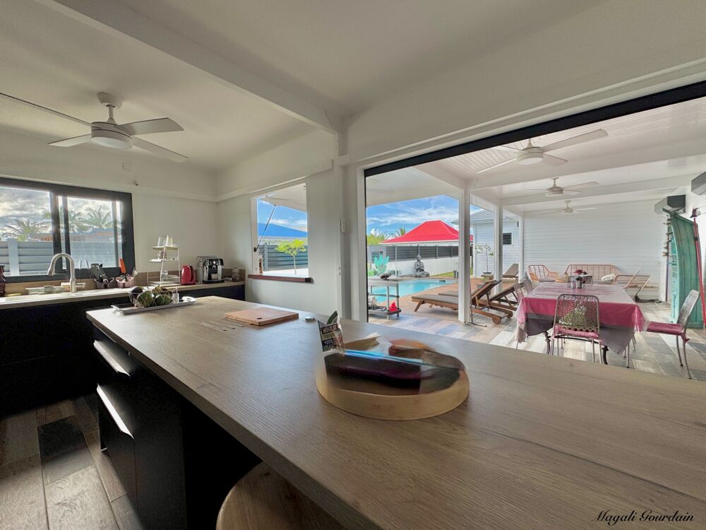 Vente Maison À VENDRE – SAINT-FRANÇOIS – VILLA RÉCENTE 140 M² – 3 CHAMBRES – PISCINE – AUTONOMIE EAU & ÉLECTRICITÉ Saint francois