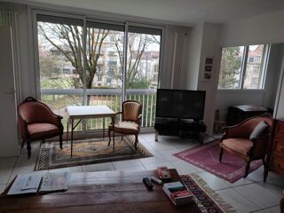  Appartement à louer 4 pièces 94 m²