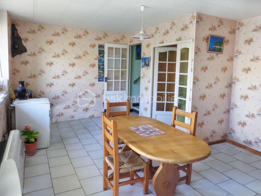 Vente Maison MAISON DE VILLE FAMILIALE AVEC COUR – 4 CHAMBRES + BUREAU – PROCHE CENTRE-VILLE Lezignan corbieres