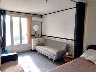  Immeuble  vendre 8 pices 143 m