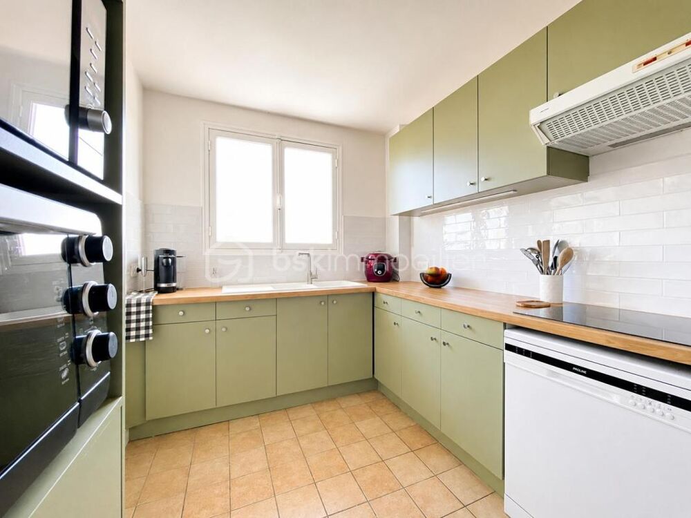 Appartement F3 de 63m² à Brie-Comte-Robert dans résidence verdoyante  2 Chambres + Cave