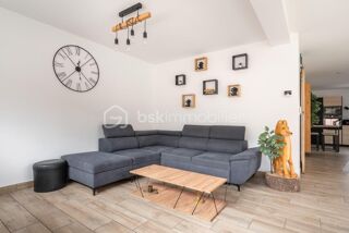  Maison  vendre 5 pices 121 m