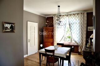  Propri�t�/ch�teau � vendre 8 pi�ces 220 m�