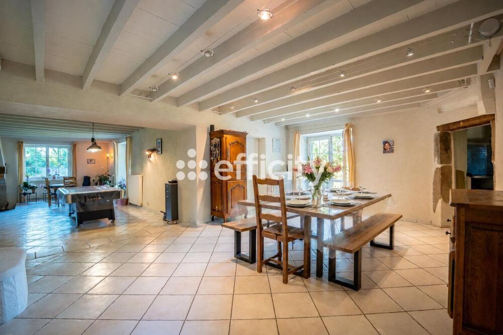 à vendre  Propriété/château Aoste (38490)