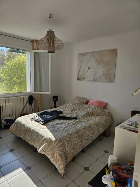  Appartement � louer 1 pi�ce 120 m�