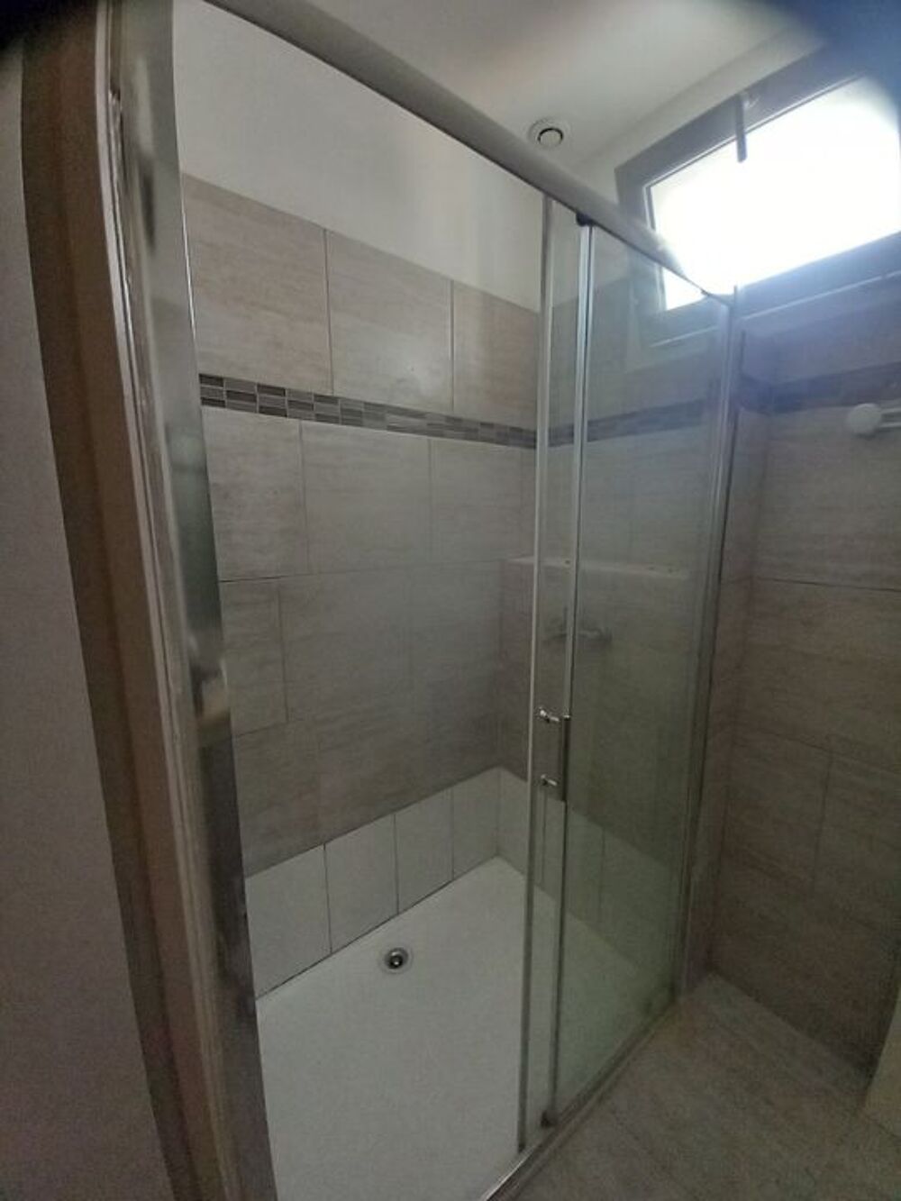 Location Maison Maison de 86m2 à louer sur Morières-lès-Avignon Morieres les avignon