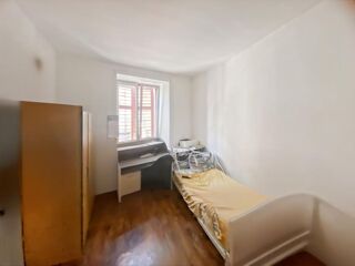  Immeuble à vendre 12 pièces 350 m²