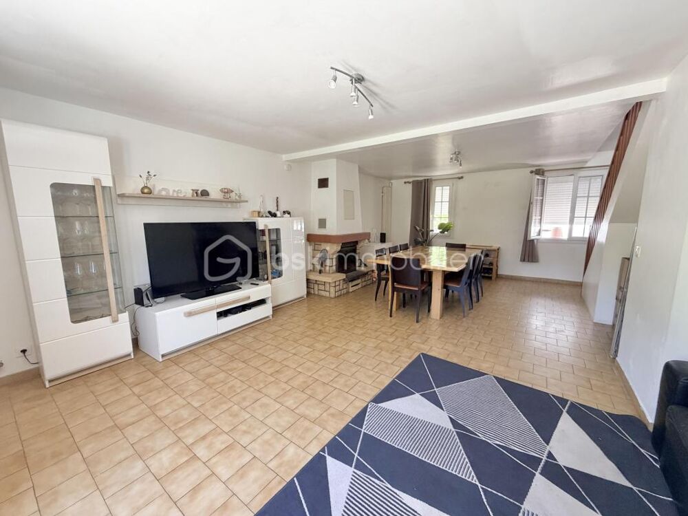 Vente Maison Charmante maison de 5 chambres au cœur d'une résidence pavillonnaire Pontault combault