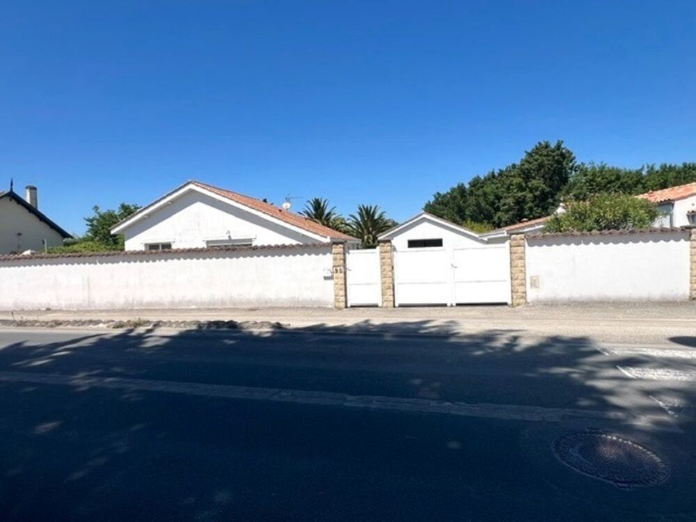 Vente Maison Maison à vendre 4 pièces ILE D'OLERON (17) Le chateau d oleron