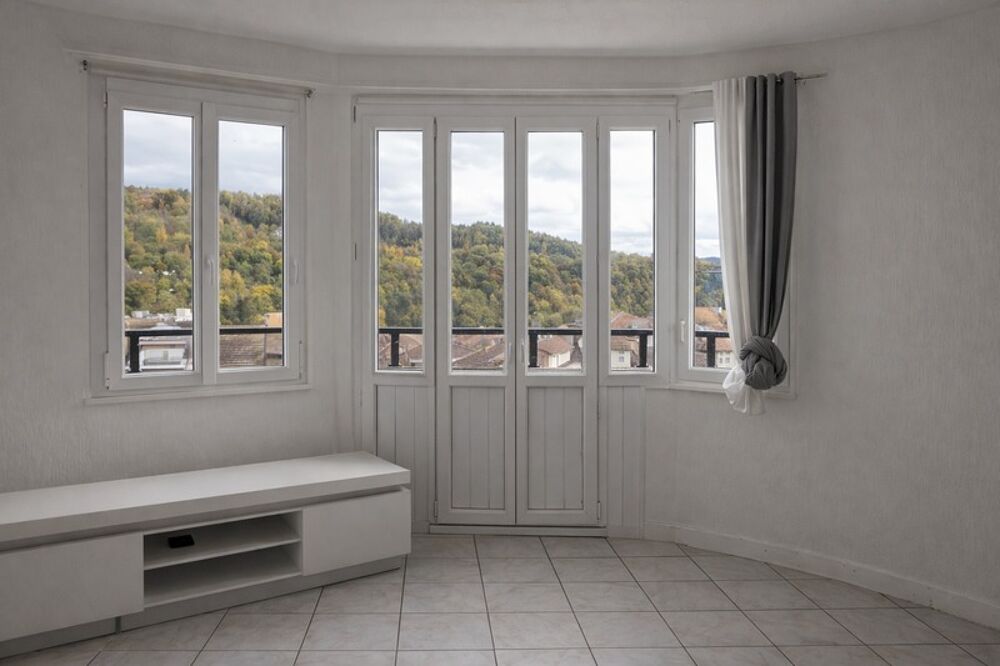Vente Appartement ? Appartement 5 pièces – 119 m² total – Centre-ville de Valserhône – Vendu occupé Bellegarde sur valserine