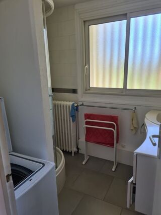  Appartement à louer 4 pièces 66 m²