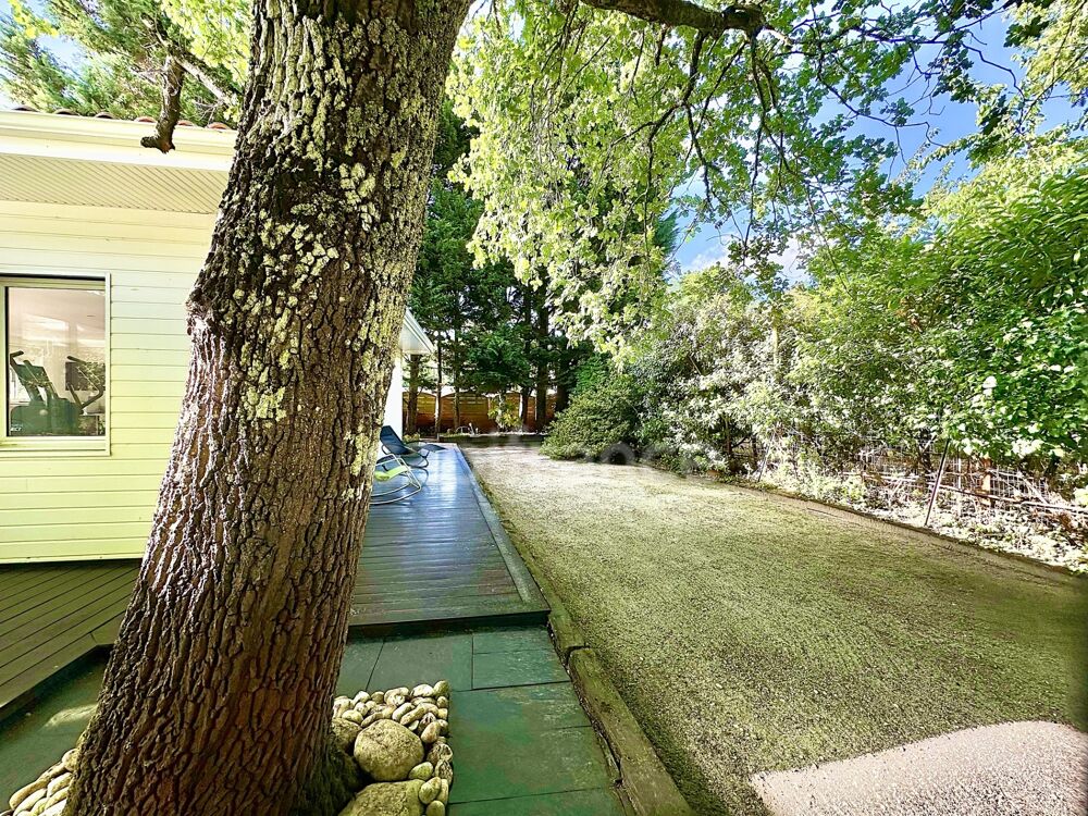 Vente Maison AUDENGE (33)-maison 210m² dont 71m² de dépendance -Plain pied-calme-proche collège-panneaux solaires- Audenge