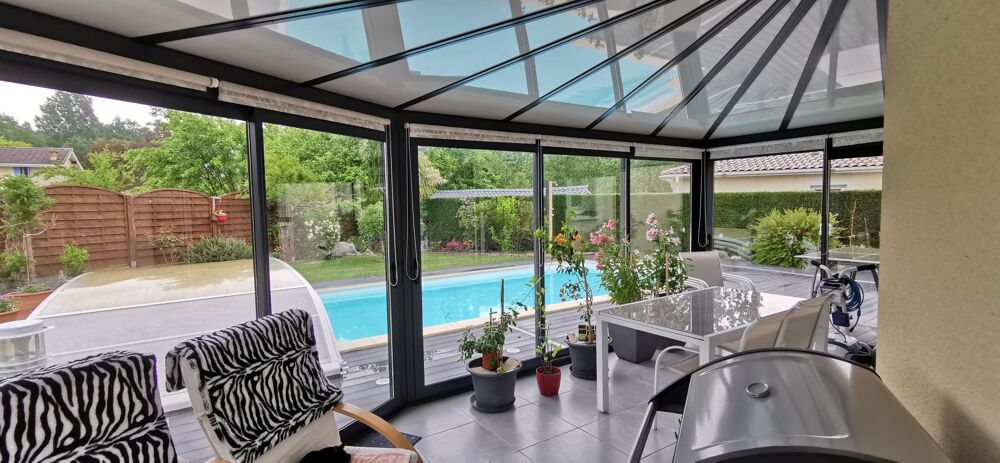 Maison T5 (116 m²) en vente à SAINT YZAN DE SOUDIAC