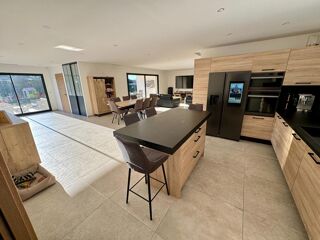  Villa � vendre 5 pi�ces 165 m�