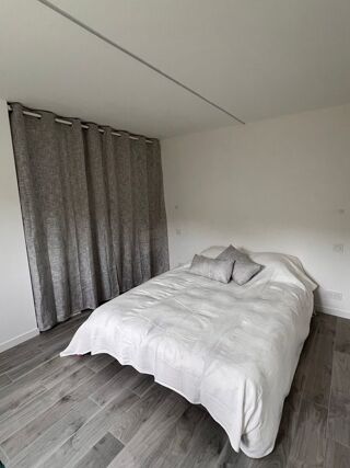  Appartement à louer 2 pièces 44 m²