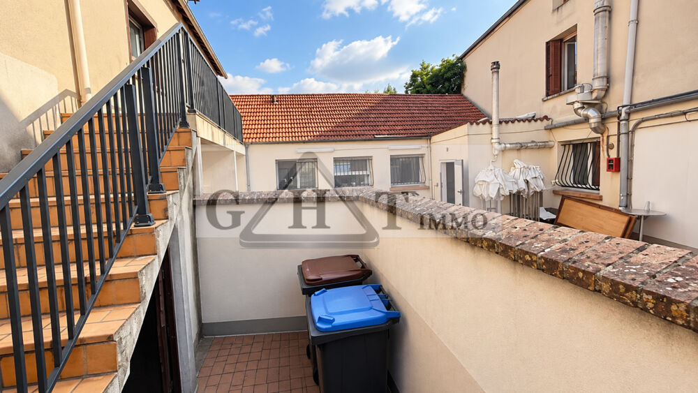 Vente Immeuble IMMEUBLE MIXTE ENTIÈREMENT LOUÉ À VENDRE DE 390M² – NANTEUIL-LÈS-MEAUX Nanteuil les meaux