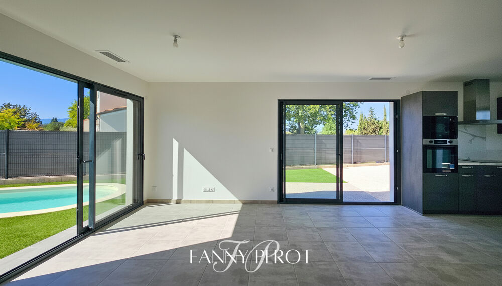Maison 3 faces de 90 m² avec piscine et garage à Saint-Cyprien