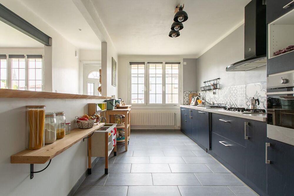 Vente Maison Maison Sèvremoine 5 P . 3 Chs . Bureau . 133.67 M² . T 315 M² . Garage Sevremoine