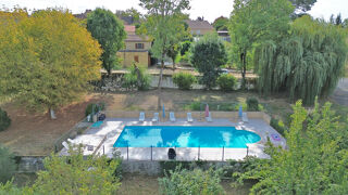  Maison à vendre 15 + pièces 650 m²