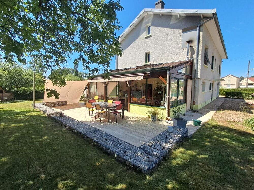 Maison avec piscine,véranda,terrasse,ascenseur