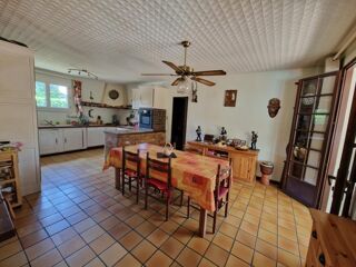  Maison à vendre 9 pièces 210 m²