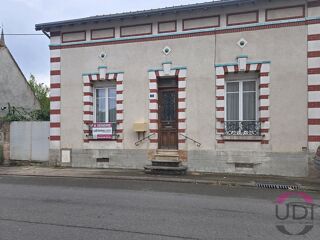 Maison 3 pièces 110 m² · à Vallon en Sully · 110 m² · 59 400 €