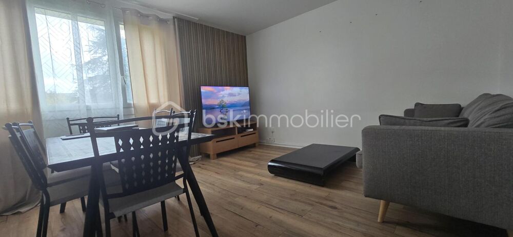 Vente Appartement Appartement T4 lumineux avec balcon – Environ 70 m² Cholet