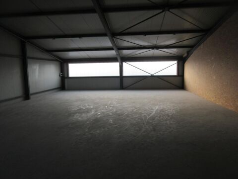 D&eacute;pot 200 m&sup2; 700 12000 Rodez