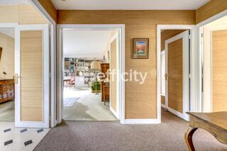  Appartement à vendre 6 pièces 150 m²
