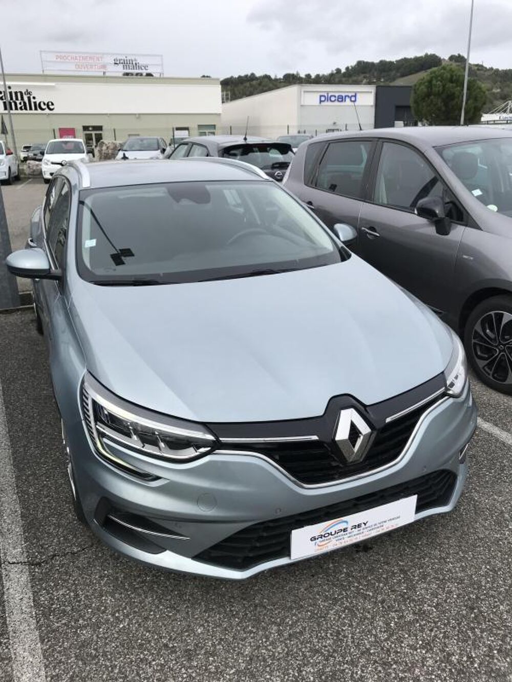 M&eacute;gane PLUG IN 160 BUSINESS 2020 occasion 38160 Chatte