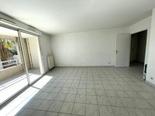  Appartement à louer 2 pièces 50 m²