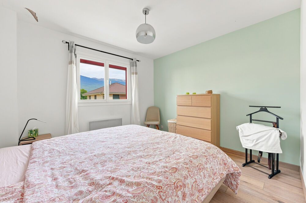 à vendre  Maison Saint-Genis-Pouilly (01630)