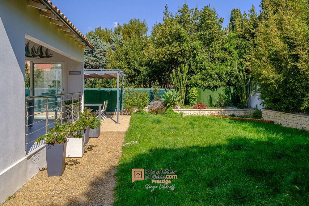 Vente Villa Marseille 8e - Cdt Rolland - Villa familiale T5 - Piscine - Jardin - 1.195.000 Marseille 8