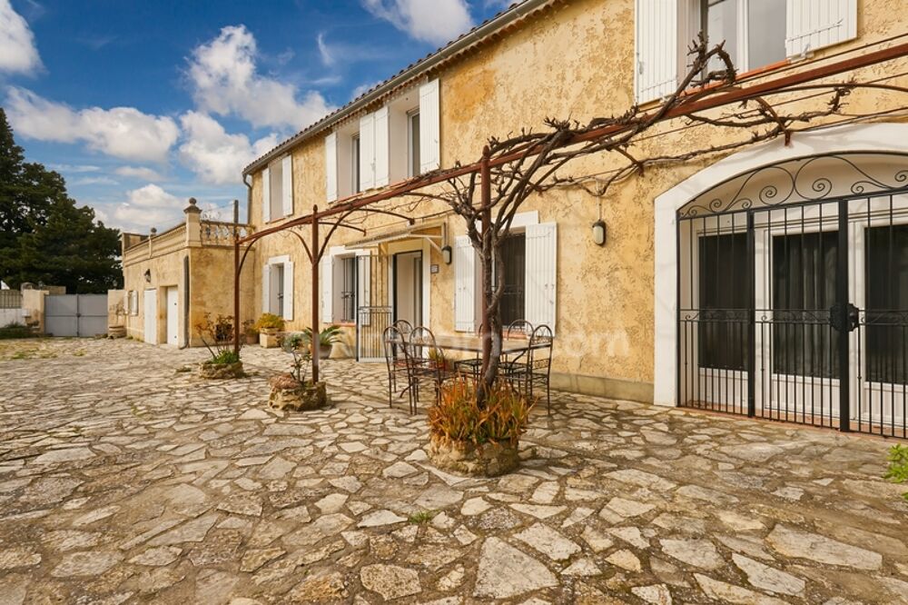 Maison 7 pièces 206 m² · à Orange · 206 m² · 590 000 €