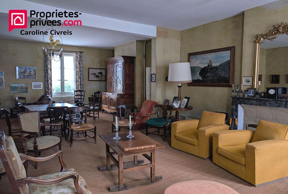 Propriété : maison de maitre avec ferme attenante + 5 hectares de prés
