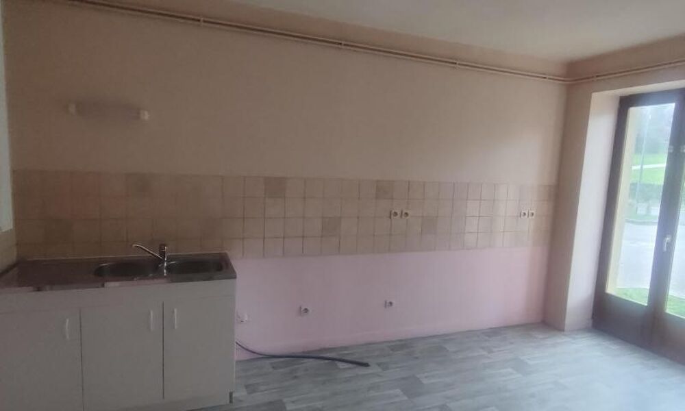 Location Appartement T6 et plus Saint paul en cornillon