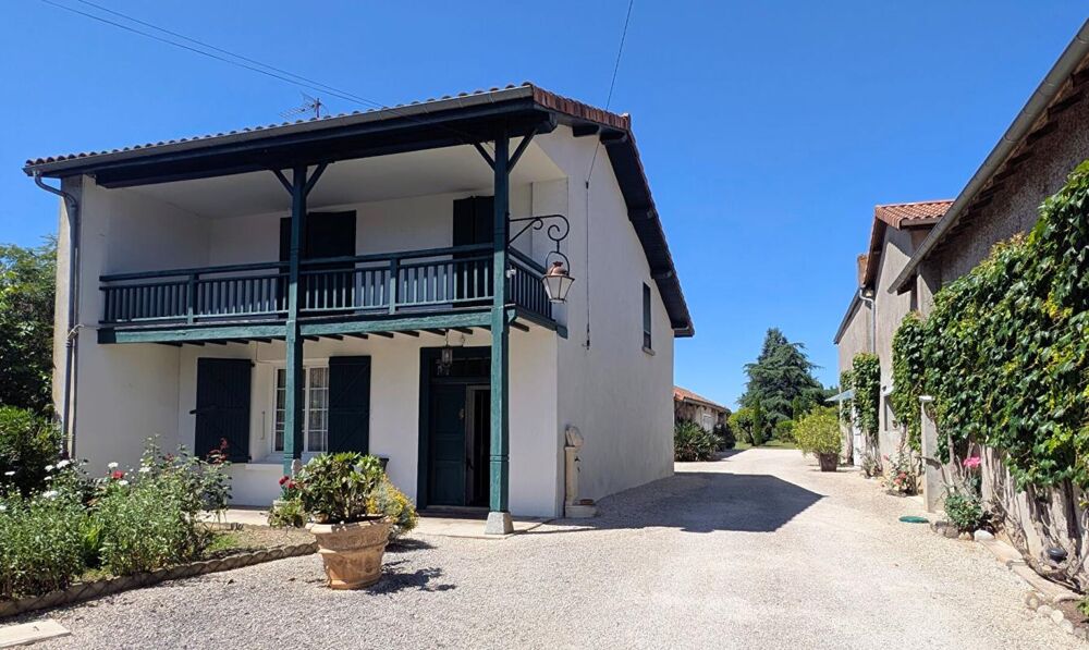 Propriété avec Maison de Maître, Maison Annexe et Maison de Gardien sur parc de 1,5 hectare