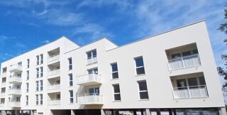  Appartement à louer 2 pièces 44 m²