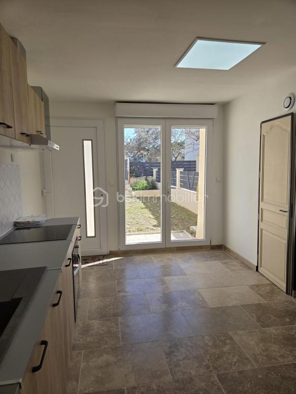 Maison avec 2 appartements indépendants et petit jardin