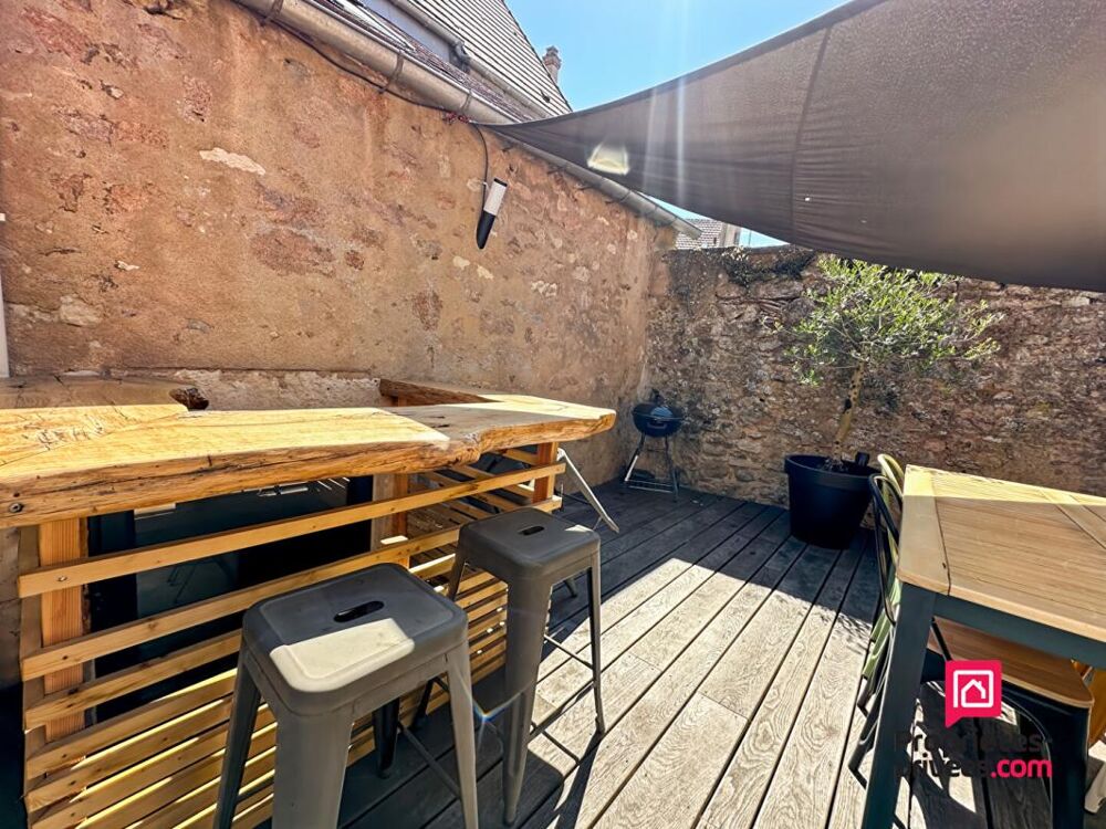Vente Maison Propriété composée de 2 maisons atypiques (avec 2 entrées indépendantes) en plein centre ville d'Avallon Avallon