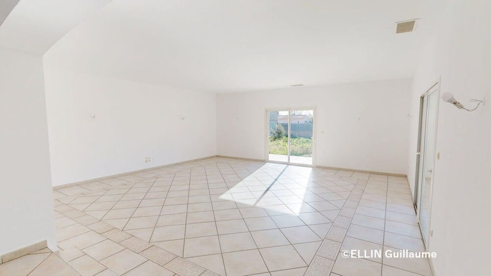 Vente Maison Proximité Perpignan grande maison 4 pièces 170 m2 Pia
