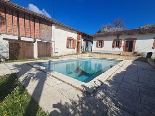  Maison � vendre 8 pi�ces 220 m�