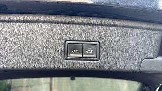 Touareg 3.0 eTSI 462 Plug in Hybrid Tiptronic8 4Motion R - Premi&egrave;re 2021 occasion 29200 Brest