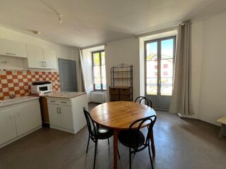  Appartement à louer 2 pièces 31 m²