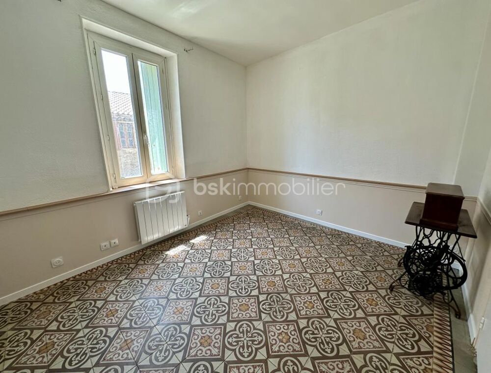 Coup de coeur assuré pour cette maison de village pleine de charme !