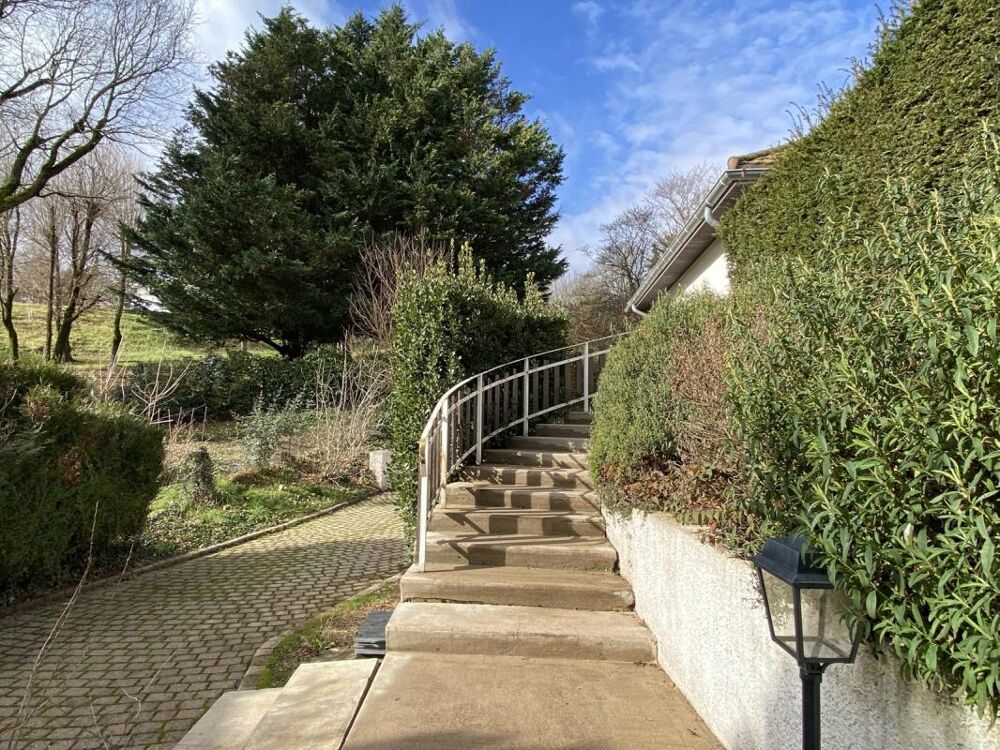 Vente Villa A DARDILLY sur 1200m², Villa de plain-pied avec piscine Dardilly