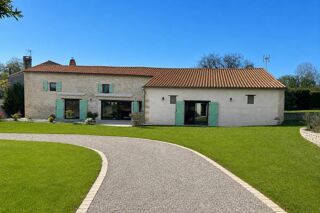  Maison à vendre 8 pièces 259 m²