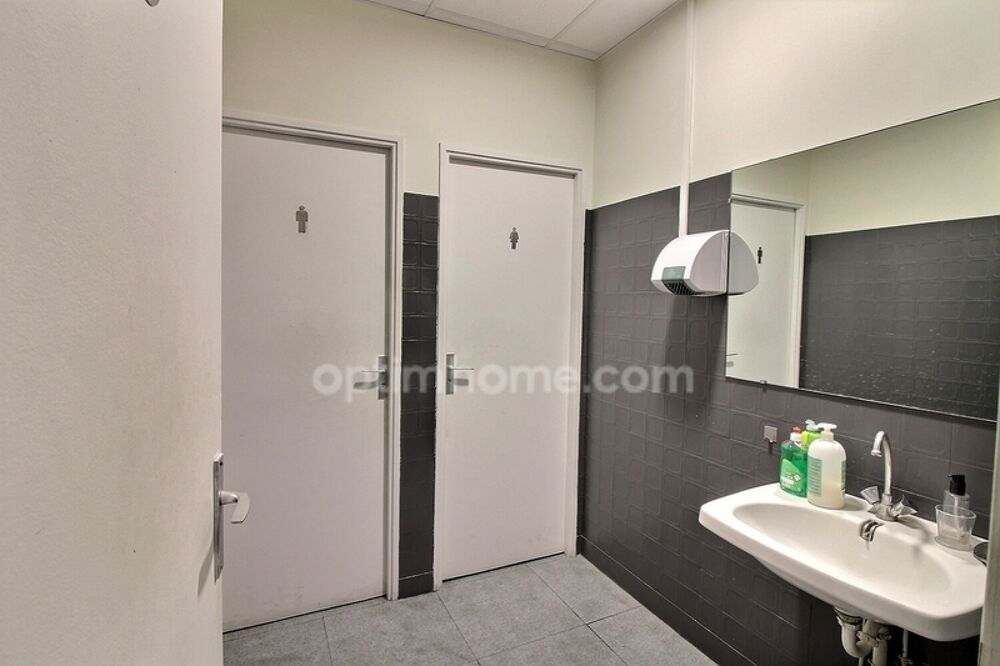   Bureau de 27 m2 à louer à Cergy Préfecture Cergy