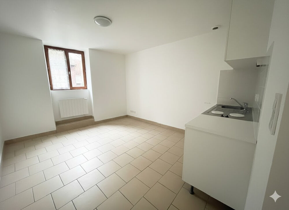 Studio à louer NOGENT SUR VERNISSON