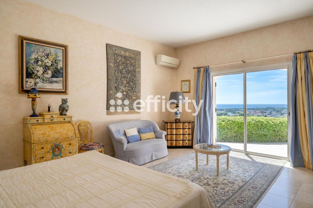 à vendre  Villa Mandelieu-la-Napoule (06210)